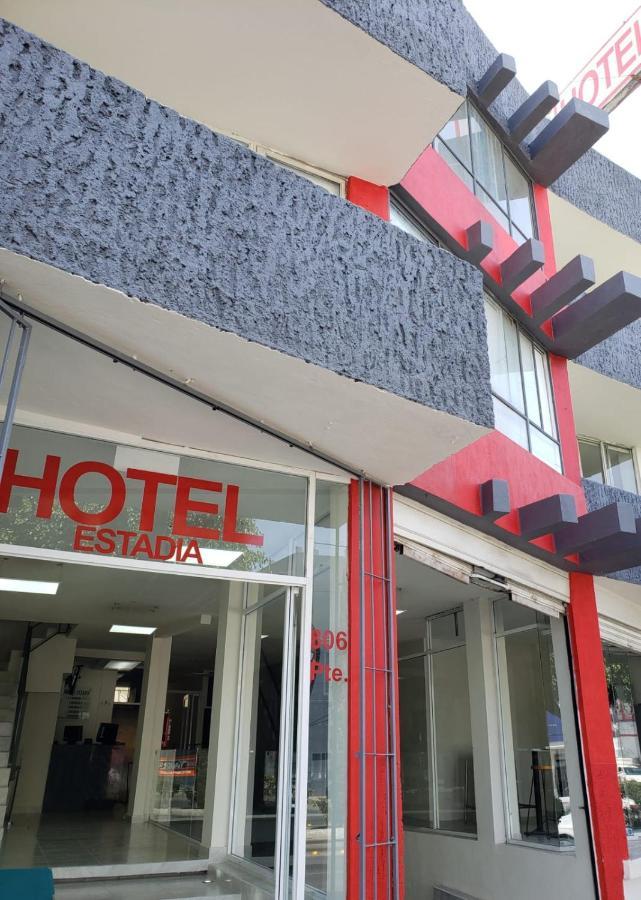 Hotel Estadia Leon Exterior photo